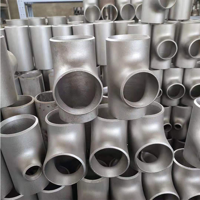 합금 강 관 이음쇠 ASME B16.9 ASTM A234 WP11 이음새가 없는 Tee 2 " SCH40 똑같은 Tee