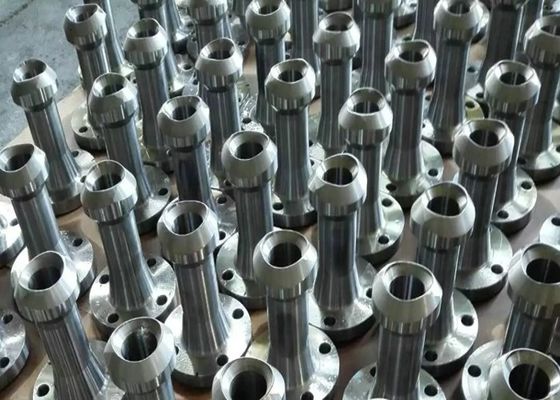 다양한 엔지니어링 및 건설 프로젝트를 지원하기 위해 여러 차원의 ISO 인증을 받은 정사각형 합금 강철 플랜지