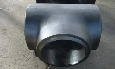 곧은 Tee  24 *24 SCH40  불순물 200  ASTM / UNS N02200을 용접하는 이음새가 없는 엉덩이