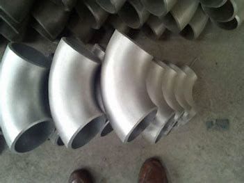 핫 딥 아연 도금 팔꿈치 더블 엉덩이 와이어 조인트 물 파이프 피팅 육각형 외부 와이어 가단성 강관 피팅