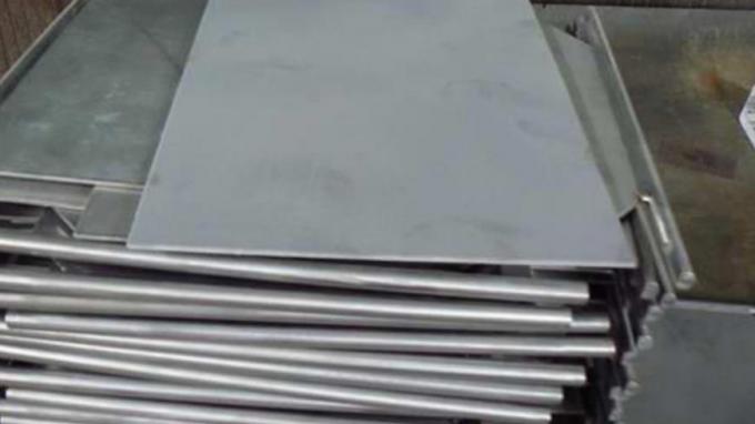 용도 서비스용 밸런াইজ 된 용접 철강 파이프 ASTM DIN GB JIS 매듭 없는 코팅 파이프 12